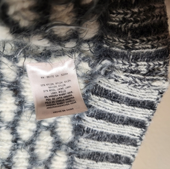 Anthropologie Moth Gray Empyreal Wool/Angora Blend Cropped Shrug Sweater-Size S - Picture 6 of 11